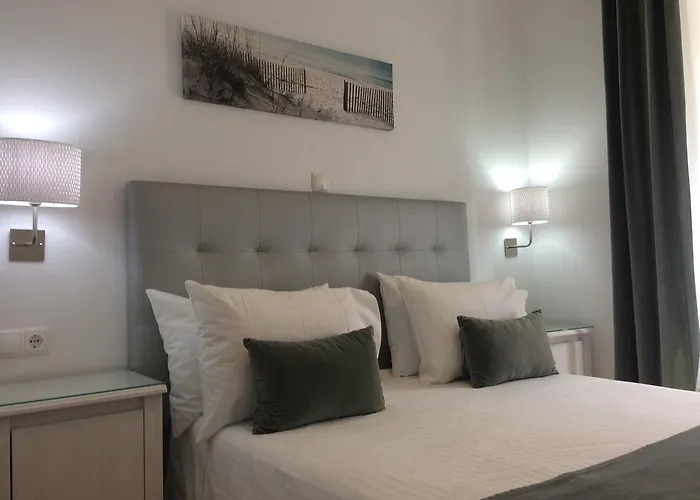 ゲストハウス アンジョ アズール