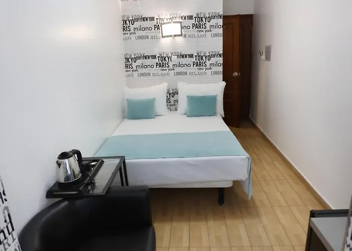 ゲストハウス アンジョ アズール